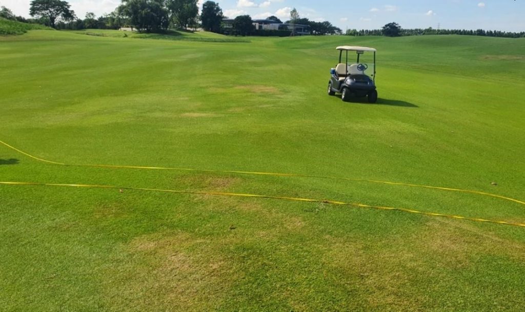 eliminate dry spots on golf courses with the l2 quick coupler